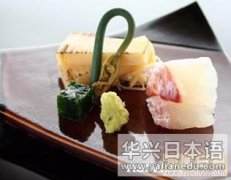 日本的美食与美器的搭配