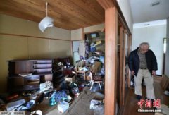 日本地震死者达42人 灾区物资不足政府瘫痪停工